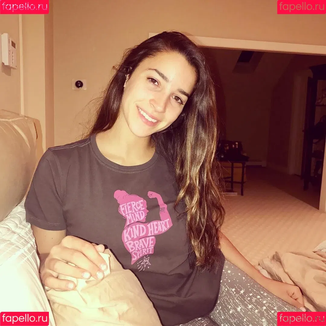 Aly Raisman Onlyfans Photo Gallery 