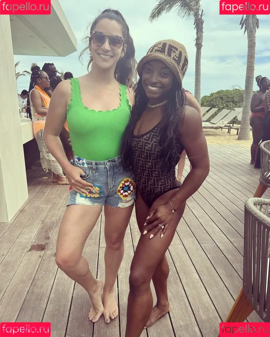Aly Raisman Onlyfans Photo Gallery 