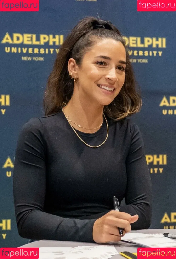 Aly Raisman Onlyfans Photo Gallery 
