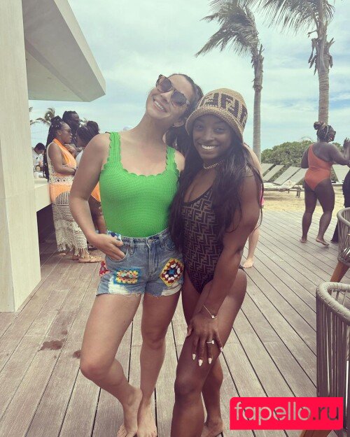 Aly Raisman Onlyfans Photo Gallery 