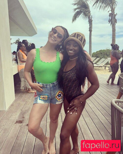 Aly Raisman Onlyfans Photo Gallery 