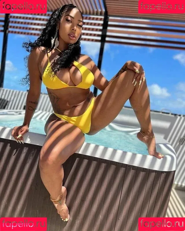 Nicole Lima Onlyfans Photo Gallery 