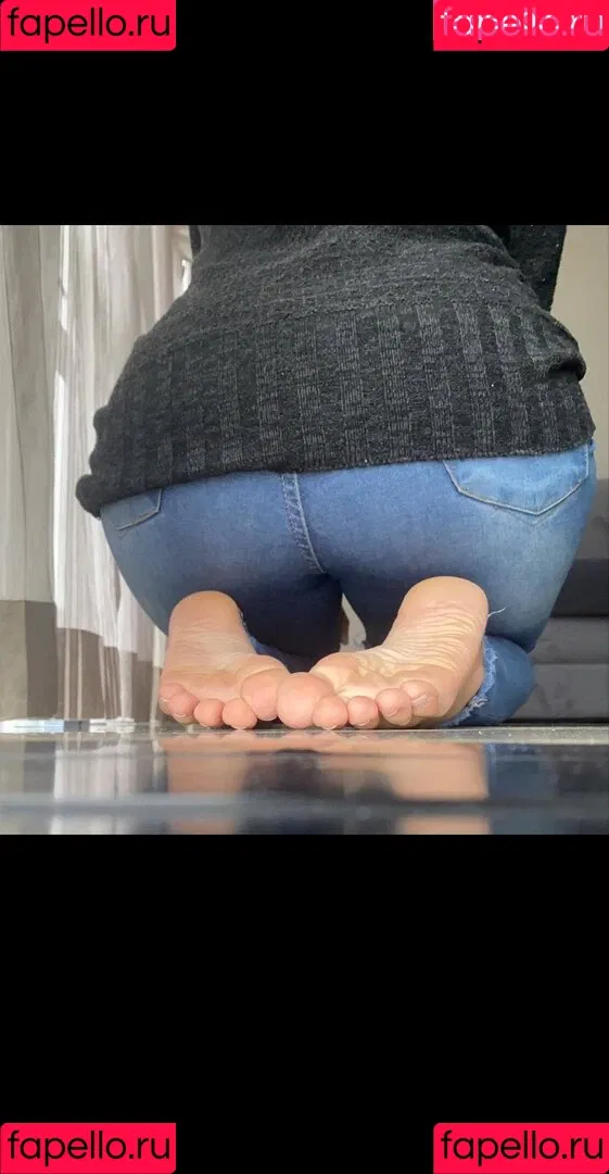 Suelyn Goncalves Onlyfans Photo Gallery 