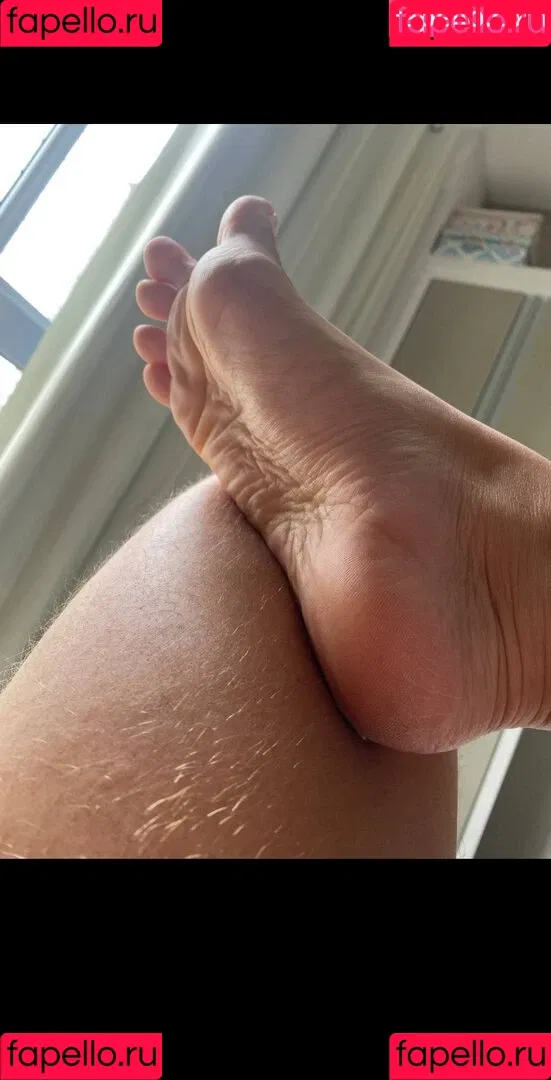Suelyn Goncalves Onlyfans Photo Gallery 