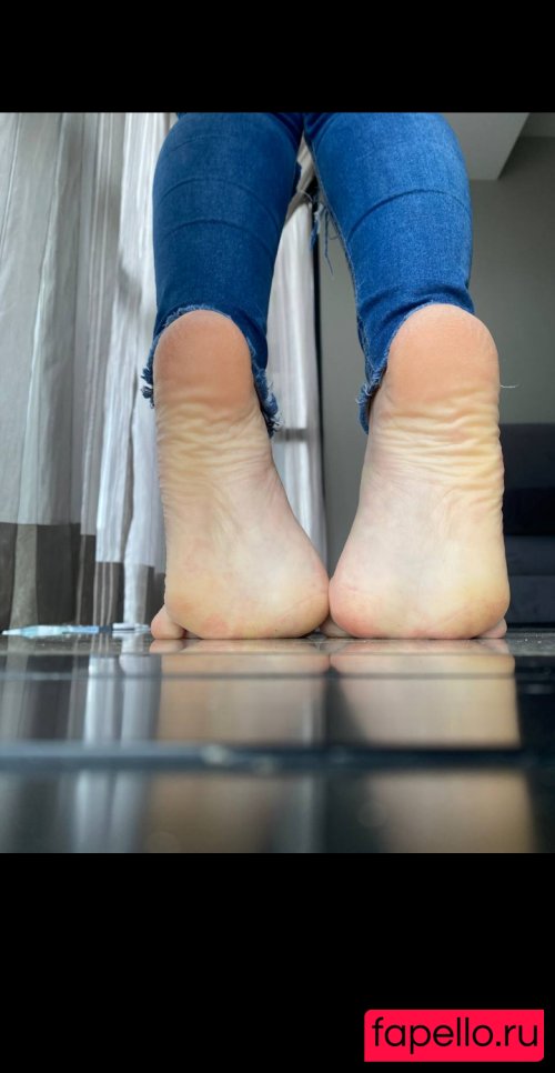 Suelyn Goncalves Nude Onlyfans Photo 44