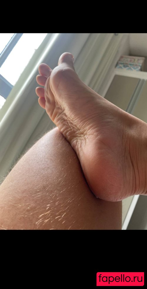 Suelyn Goncalves Nude Onlyfans Photo 30