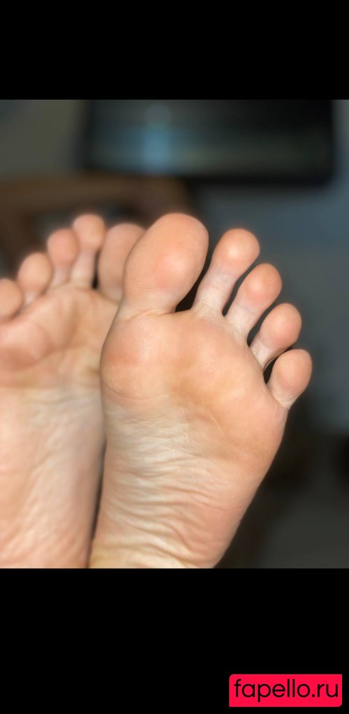 Suelyn Goncalves Nude Onlyfans Photo 24