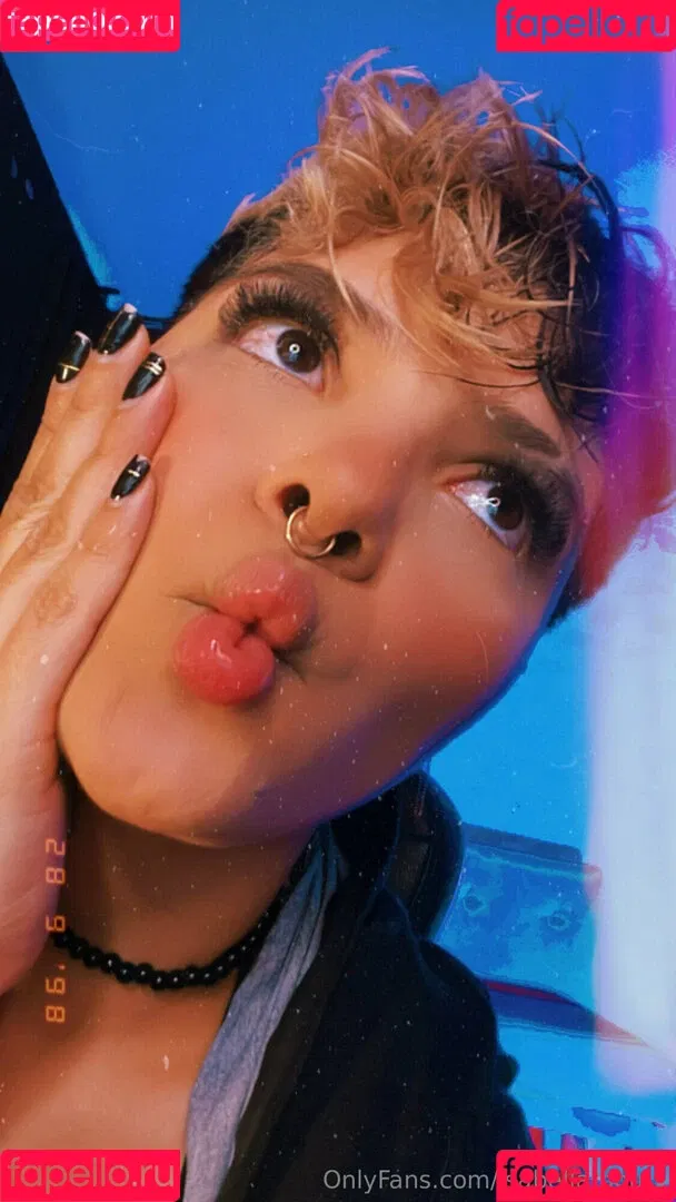 isabellamout1 Onlyfans Photo Gallery 