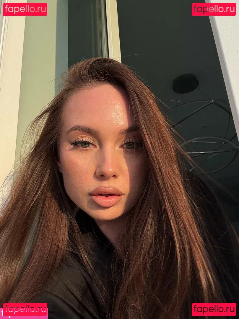 Saldyrkina Oksana Onlyfans Photo Gallery 