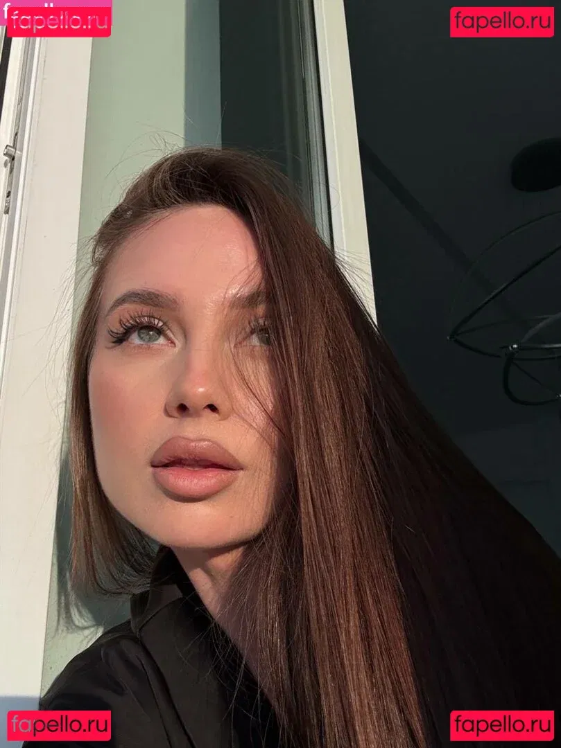 Saldyrkina Oksana Onlyfans Photo Gallery 