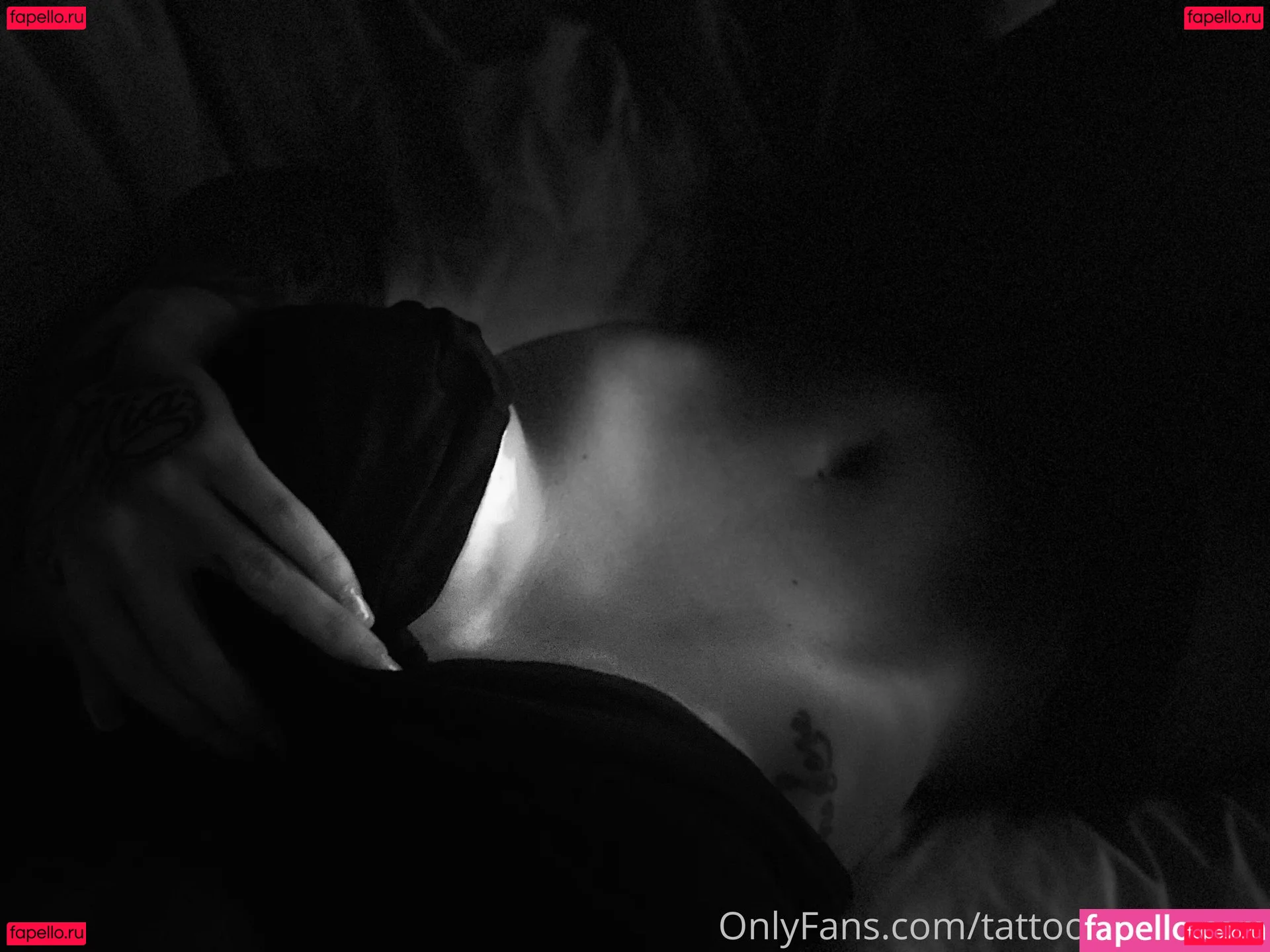 chroniclesofatiredassmom Onlyfans Photo Gallery 