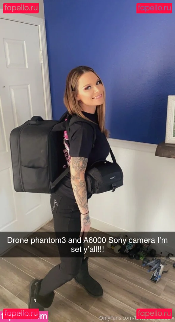 chroniclesofatiredassmom Onlyfans Photo Gallery 