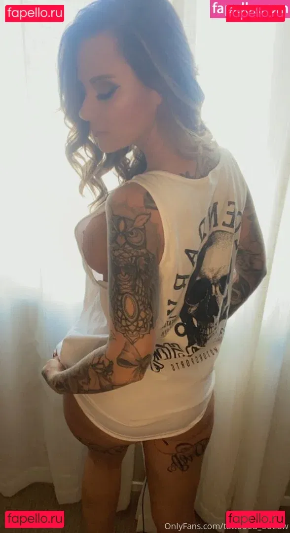 chroniclesofatiredassmom Onlyfans Photo Gallery 