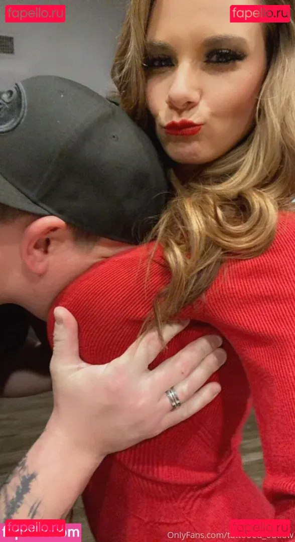 chroniclesofatiredassmom Onlyfans Photo Gallery 