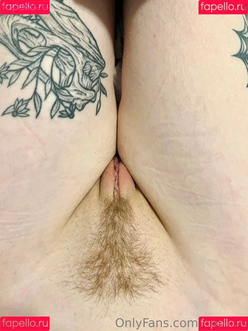 notriles Onlyfans Photo Gallery 