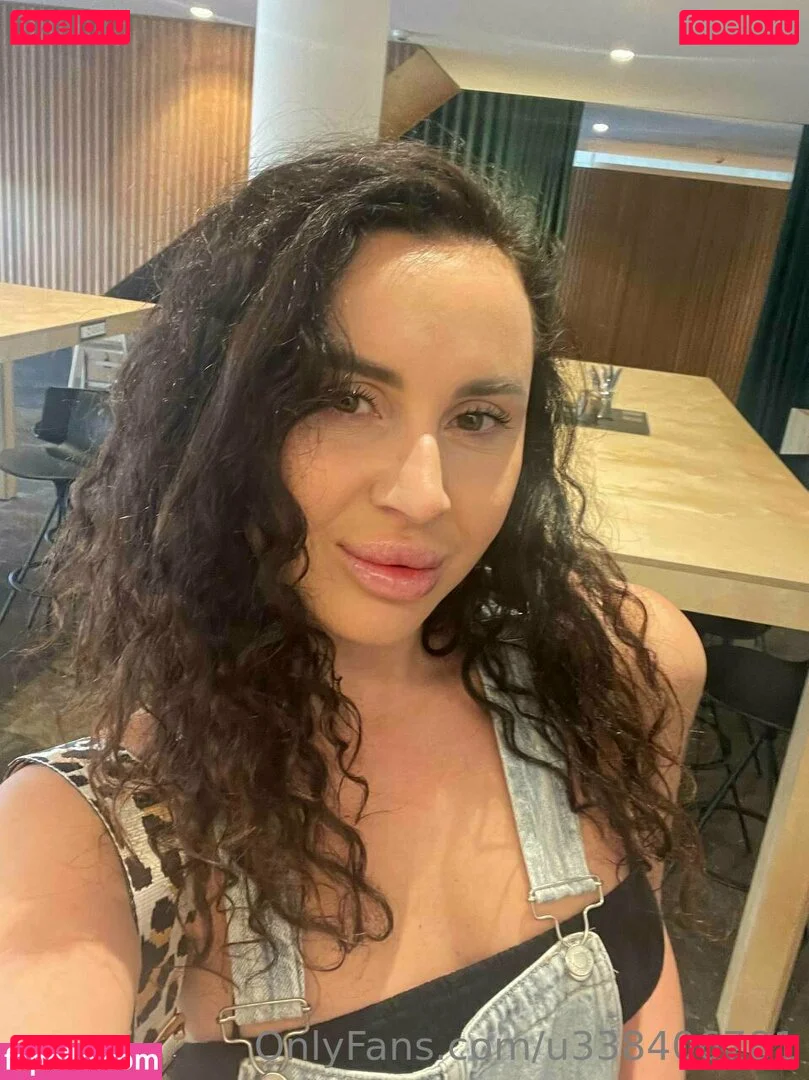 juliana_insanely_h0rny Onlyfans Photo Gallery 