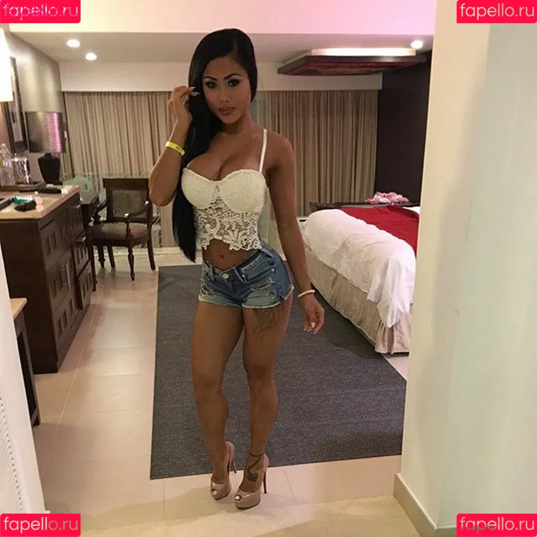 iamhienhoneybee Onlyfans Photo Gallery 