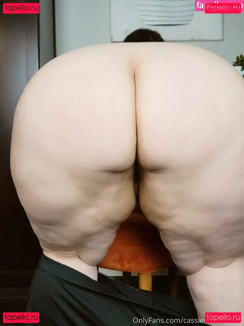 cassievalentine96 Onlyfans Photo Gallery 