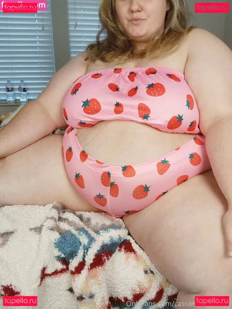 cassievalentine96 Onlyfans Photo Gallery 