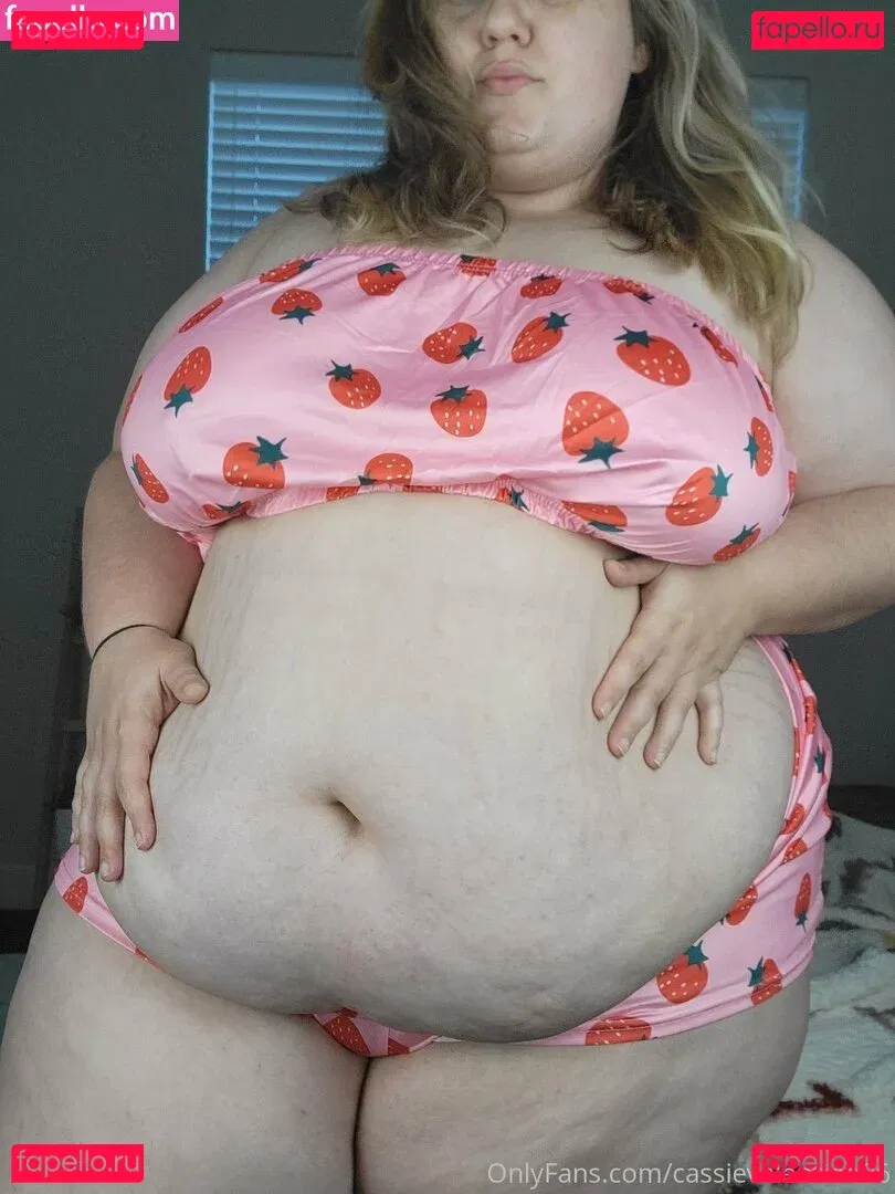 cassievalentine96 Onlyfans Photo Gallery 