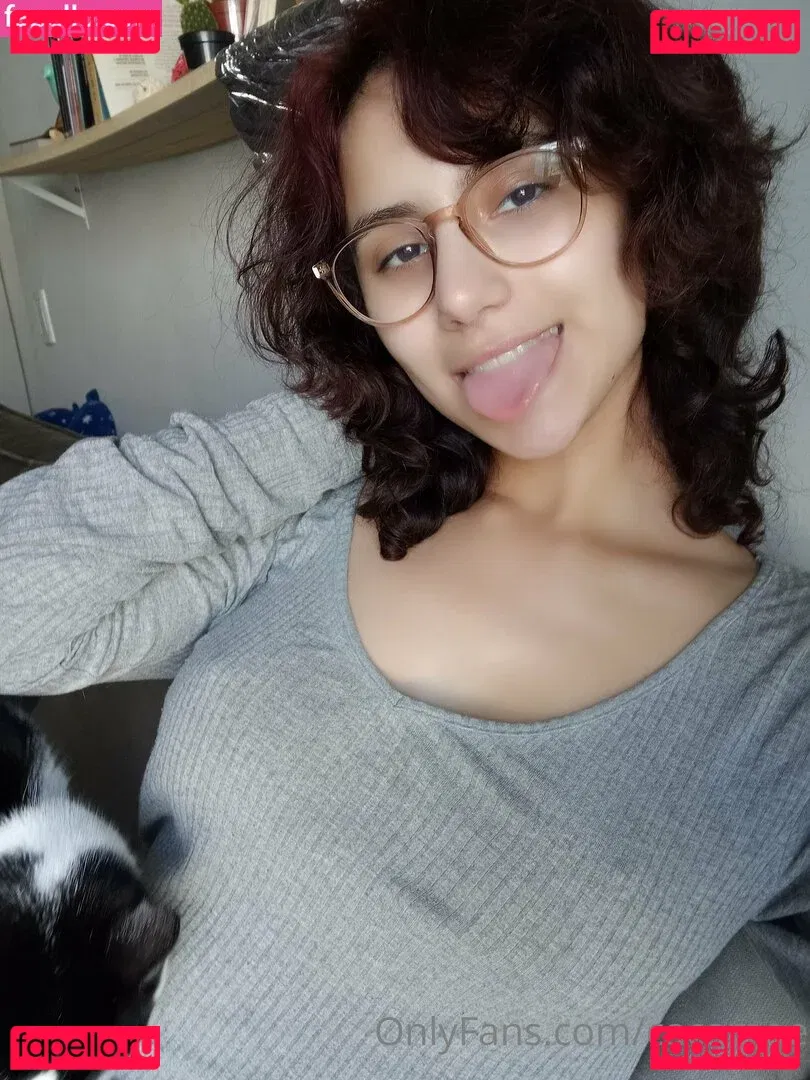 cacamoe Onlyfans Photo Gallery 