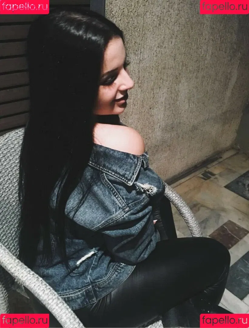 Theodwra Drinia Onlyfans Photo Gallery 