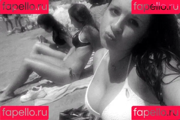 Theodwra Drinia Onlyfans Photo Gallery 