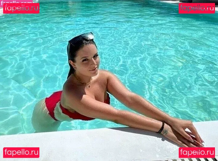 Theodwra Drinia Onlyfans Photo Gallery 