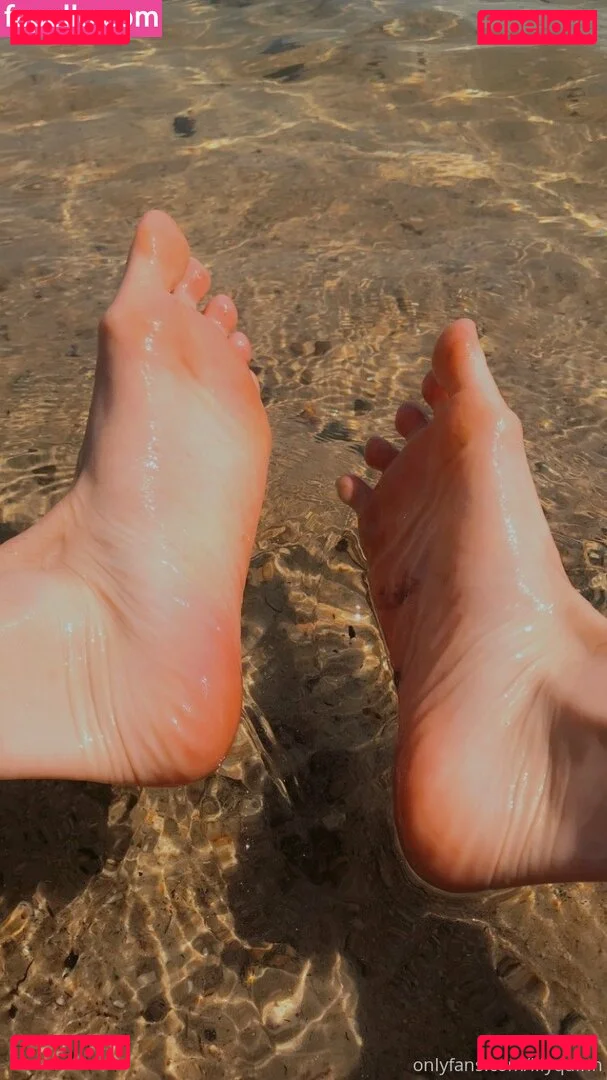 Lily Quinn Onlyfans Photo Gallery 