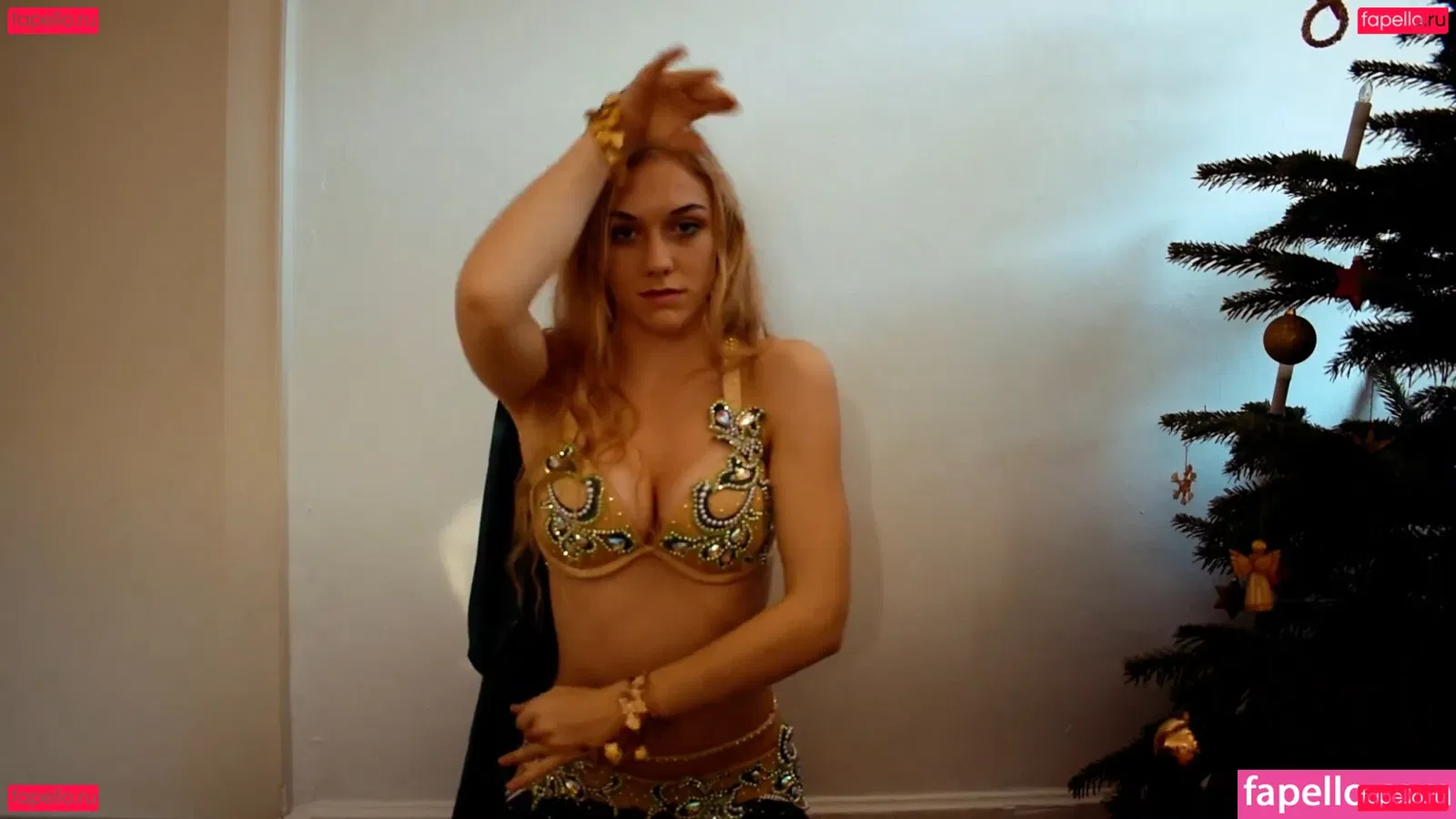 Belly Dancer Lisa Onlyfans Photo Gallery 