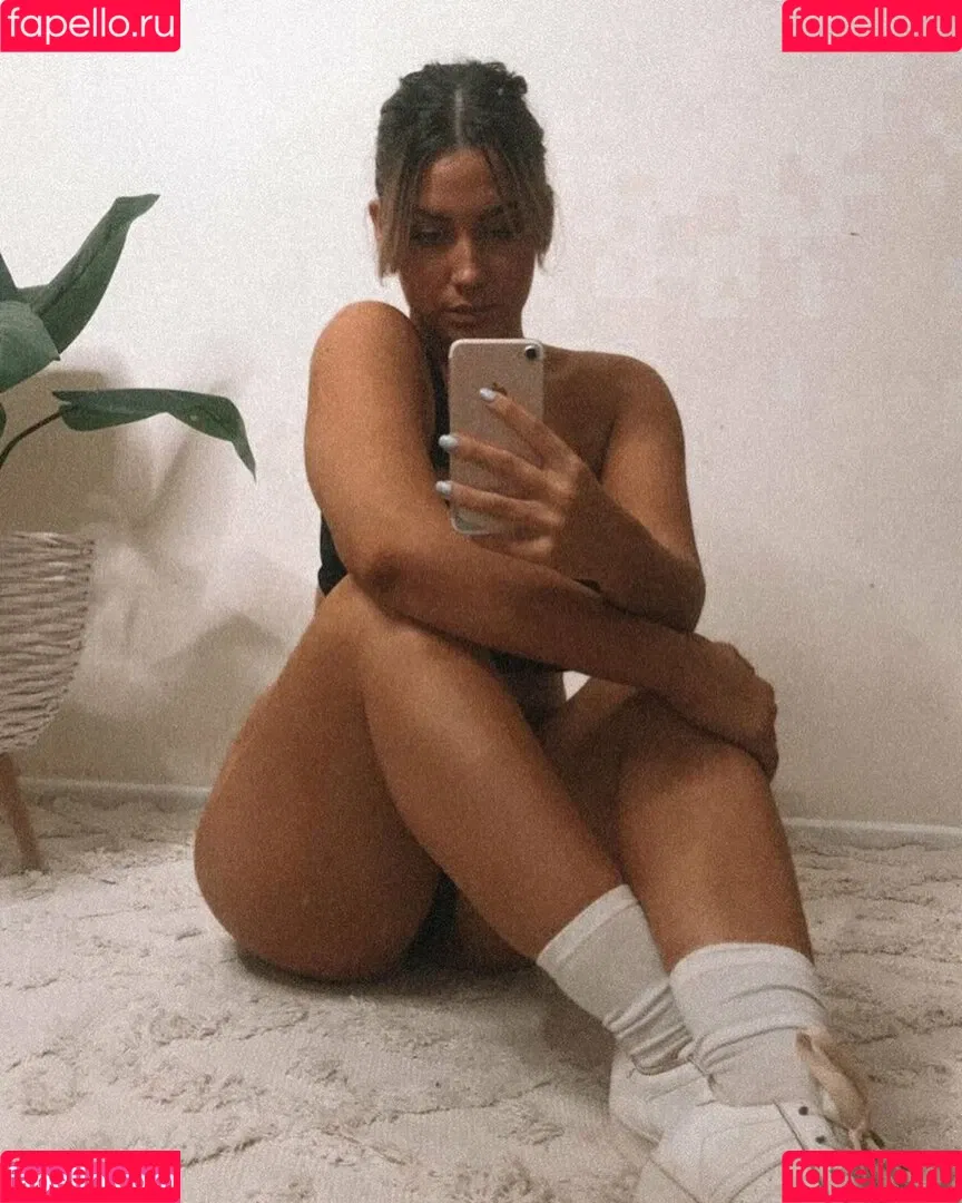Tahlia A Onlyfans Photo Gallery 
