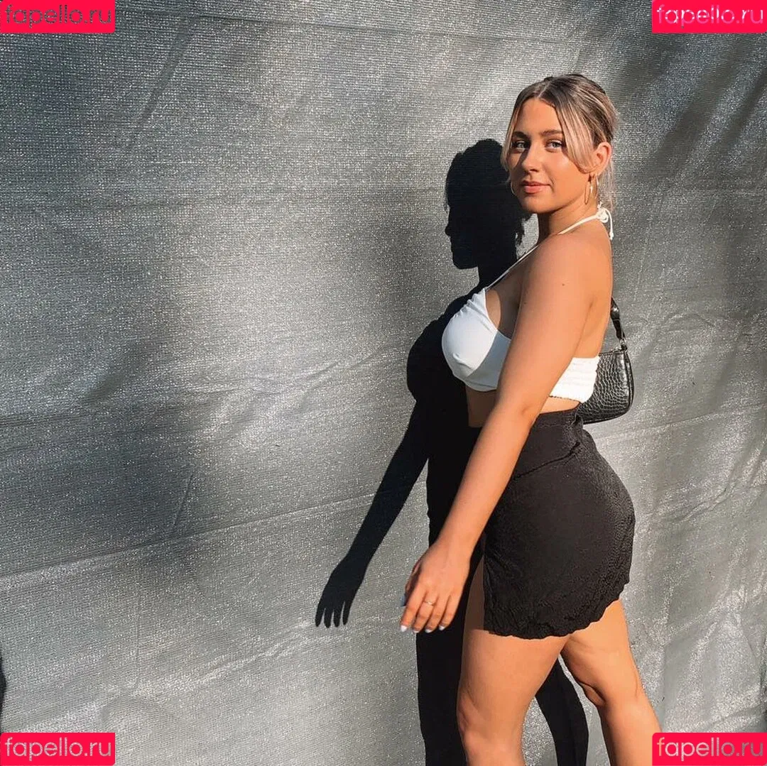 Tahlia A Onlyfans Photo Gallery 