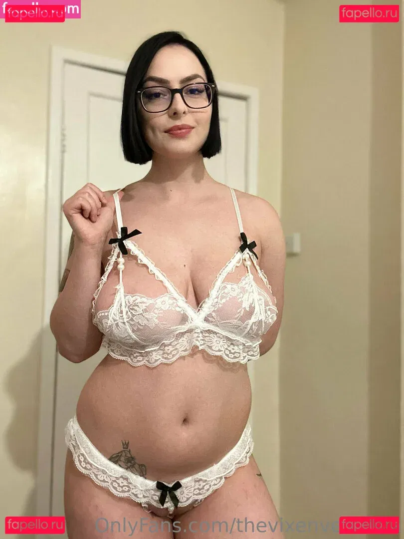 thevixenveronica Onlyfans Photo Gallery 