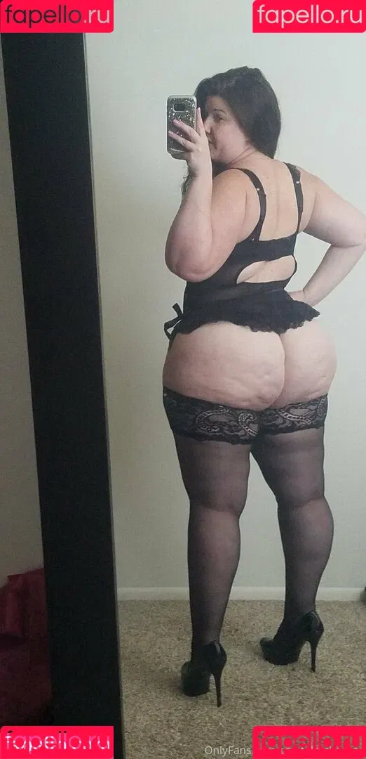 CrystalMcbootay Onlyfans Photo Gallery 