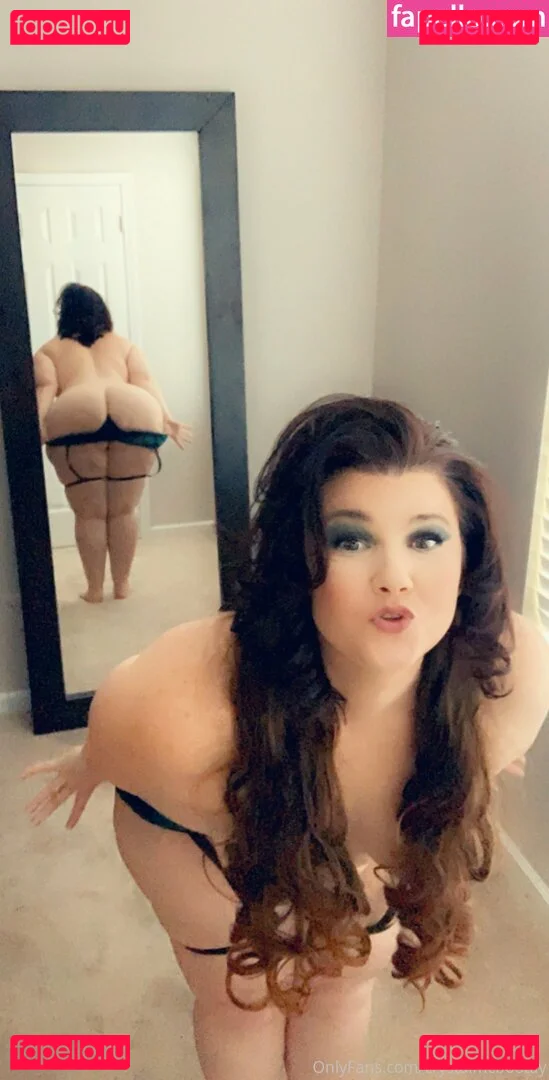 CrystalMcbootay Onlyfans Photo Gallery 