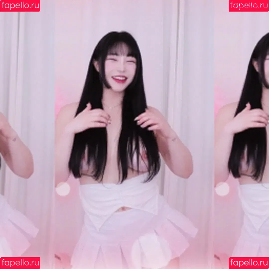 Kim Yun Jeong Onlyfans Photo Gallery 