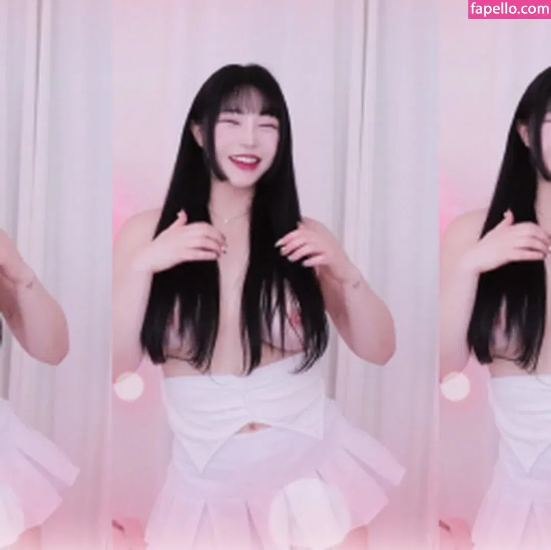 Kim Yun Jeong Onlyfans Photo Gallery 