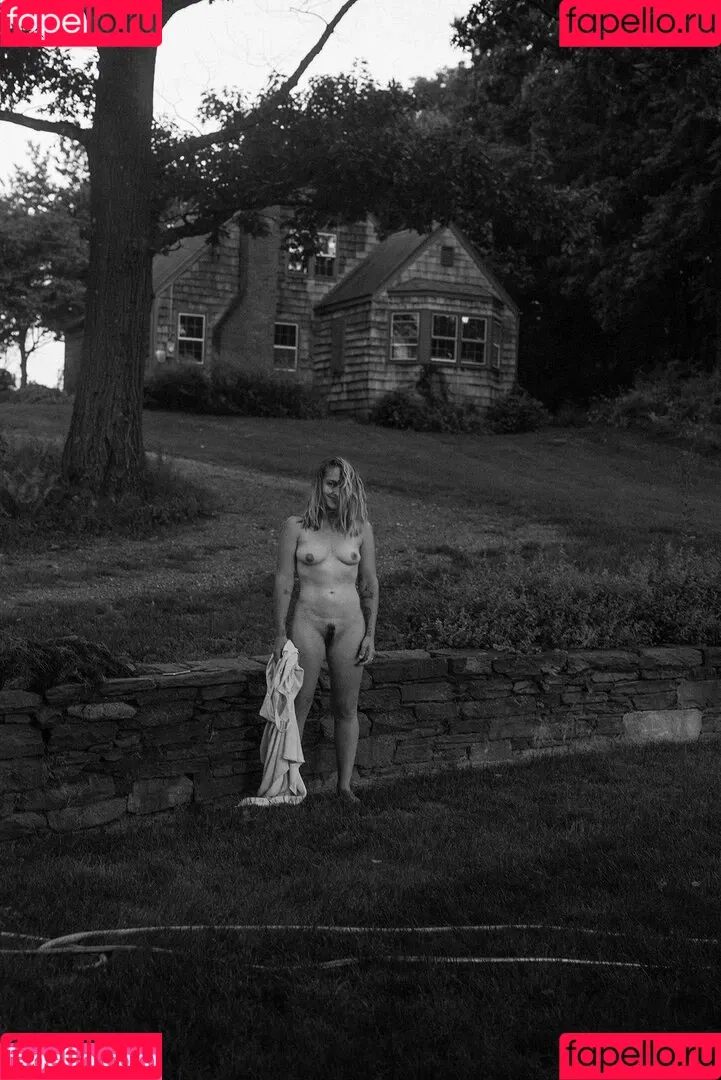Jemima Kirke Onlyfans Photo Gallery 
