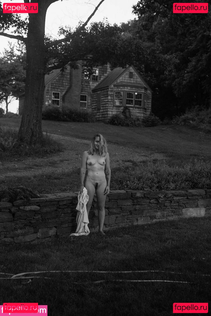 Jemima Kirke Onlyfans Photo Gallery 