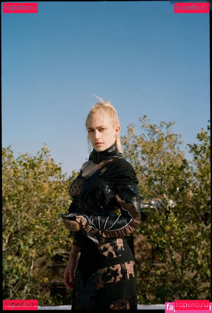 Jemima Kirke Onlyfans Photo Gallery 