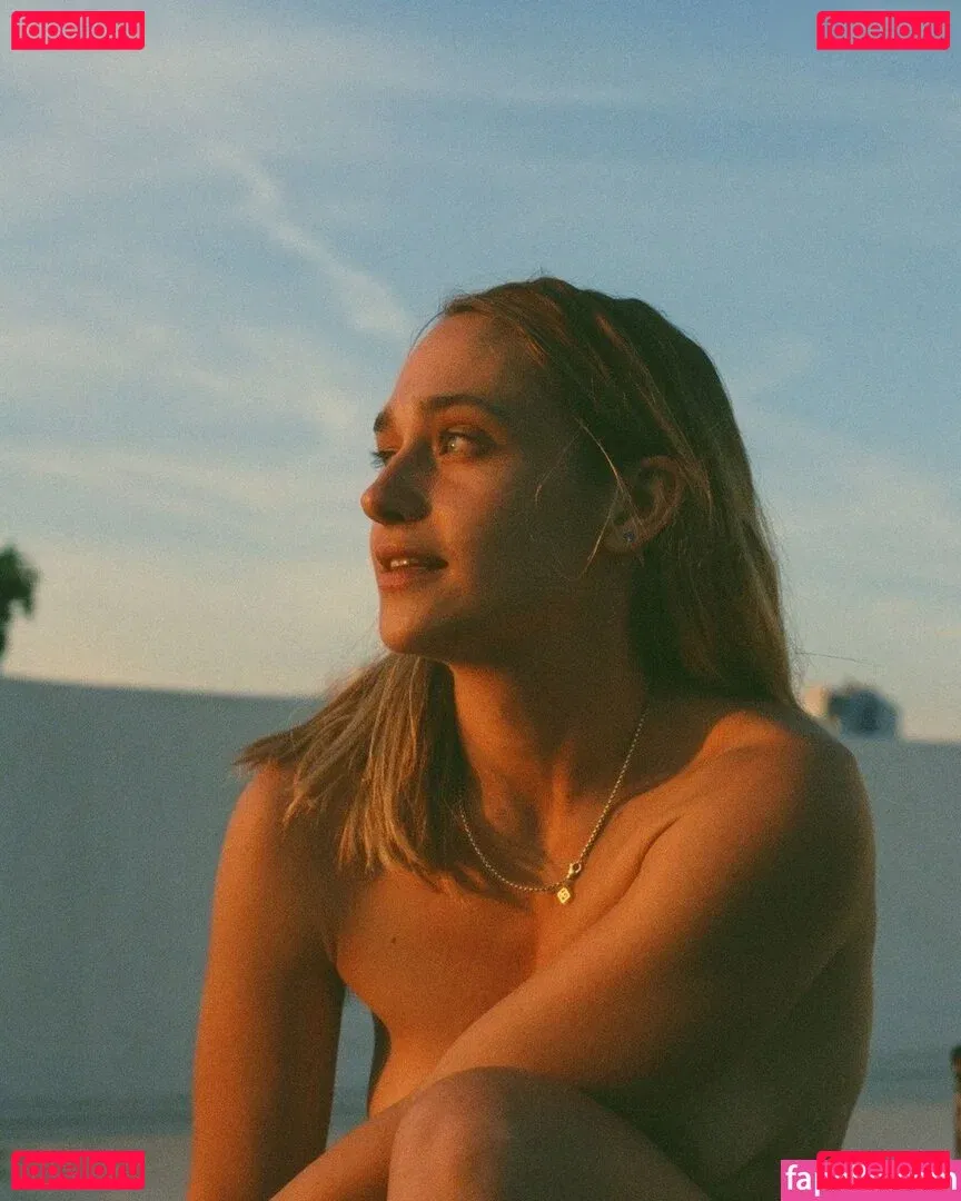 Jemima Kirke Onlyfans Photo Gallery 