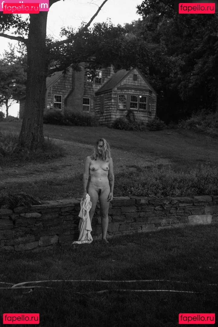 Jemima Kirke Onlyfans Photo Gallery 