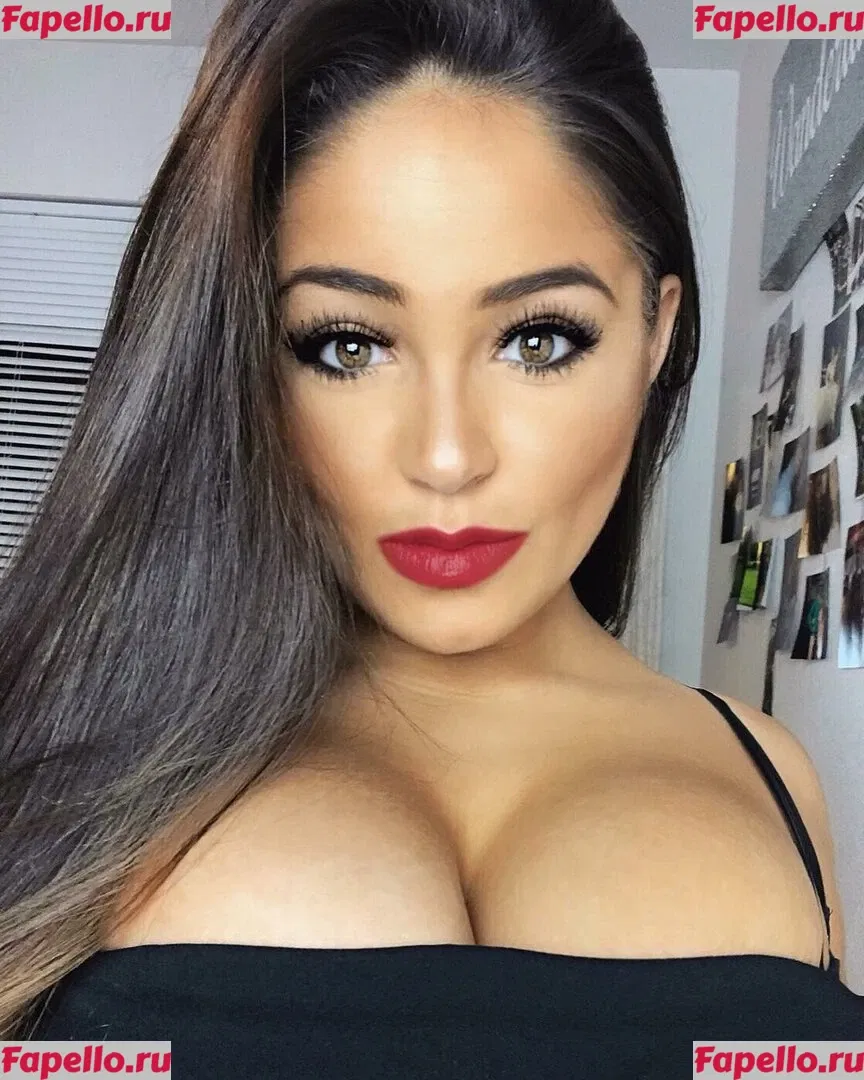 Gabriella Onlyfans Photo Gallery 