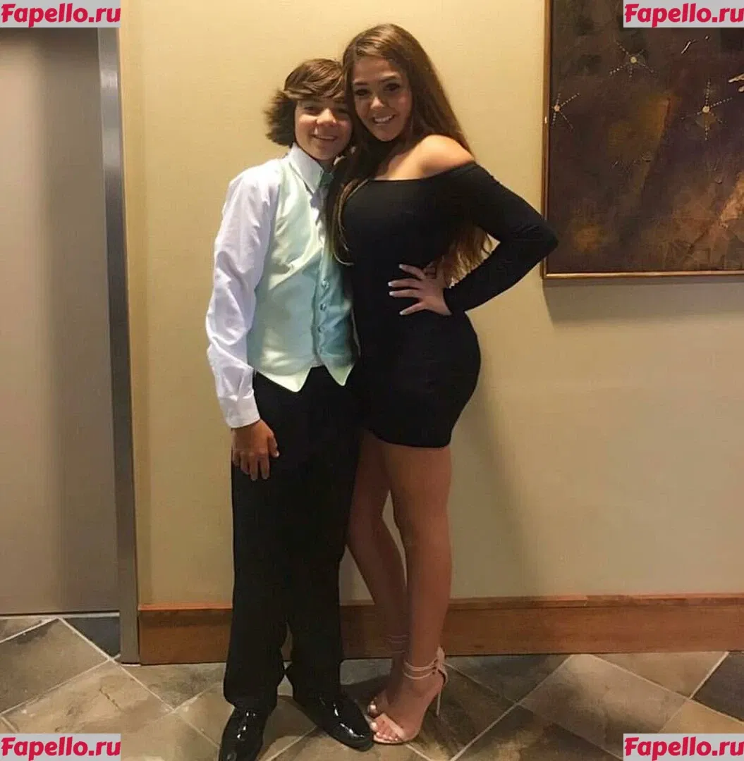 Gabriella Onlyfans Photo Gallery 