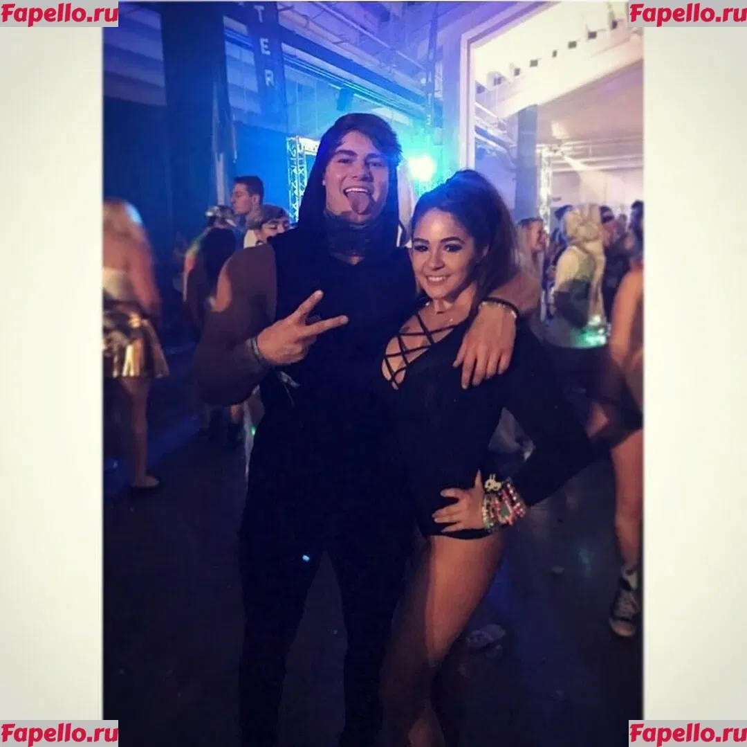 Gabriella Onlyfans Photo Gallery 