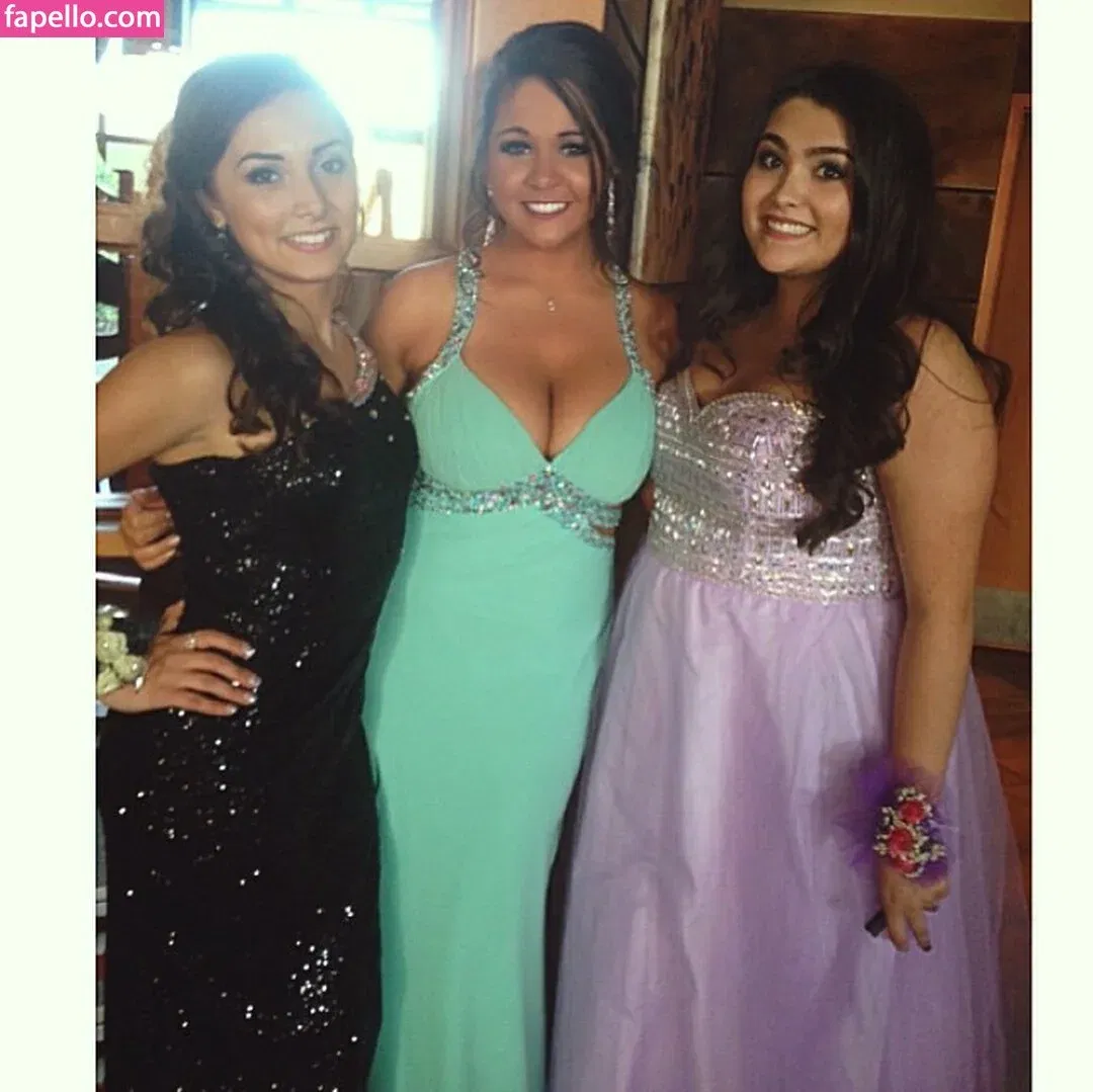 Gabriella Onlyfans Photo Gallery 