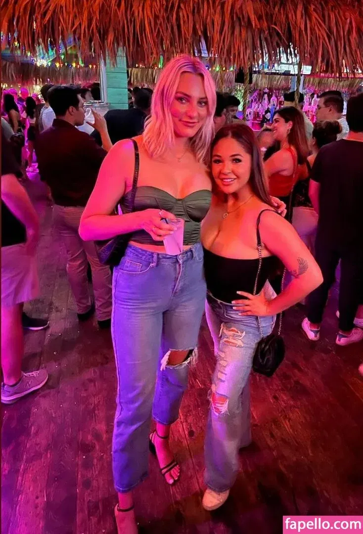 Gabriella Onlyfans Photo Gallery 