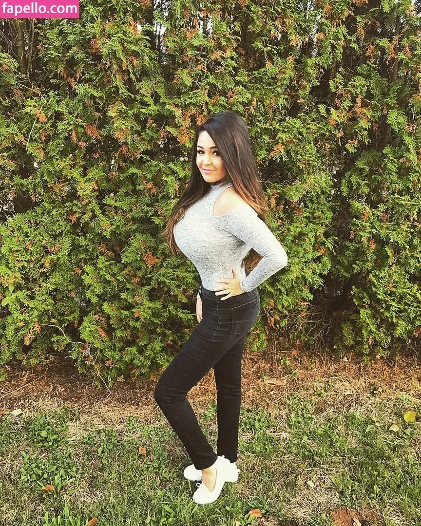 Gabriella Onlyfans Photo Gallery 