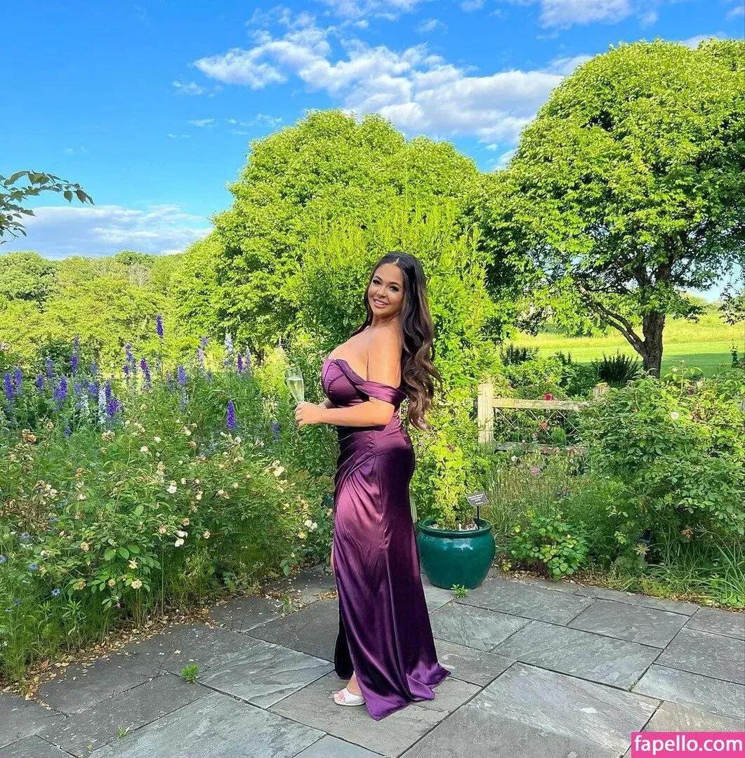 Gabriella Onlyfans Photo Gallery 