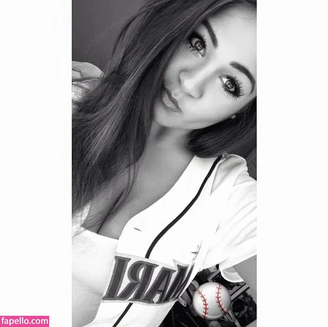 Gabriella Onlyfans Photo Gallery 